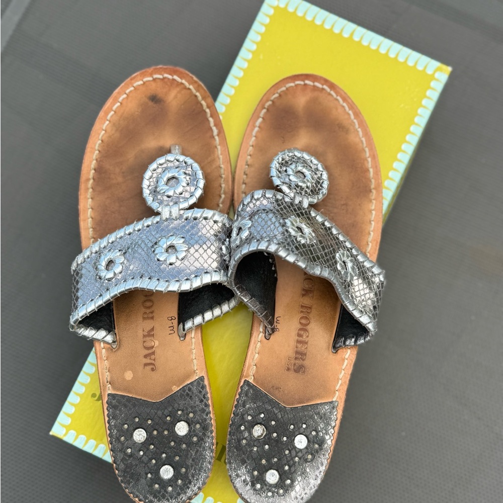 Jack Rogers Silver Snakeskin design sandals - size 8.5M - Picture 5 of 5